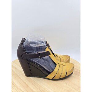 OTBT Ripley T Strap  Leather Women's Wedge Pump Shoes Size 7M